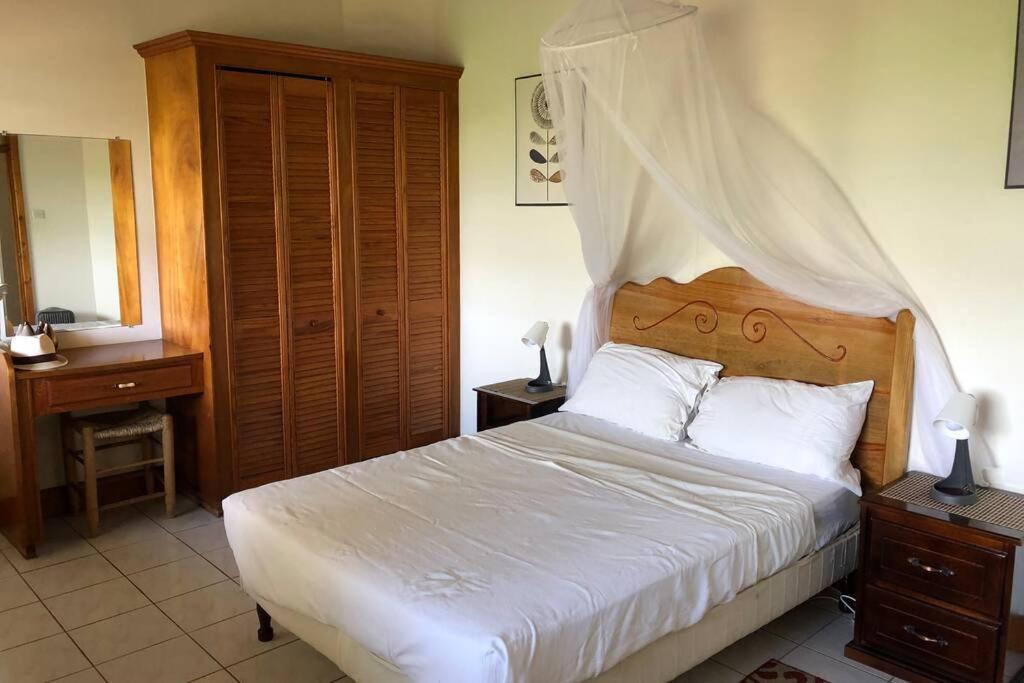 גרוס איילט Delightful 4Bed Modern Villa With Wifi מראה חיצוני תמונה